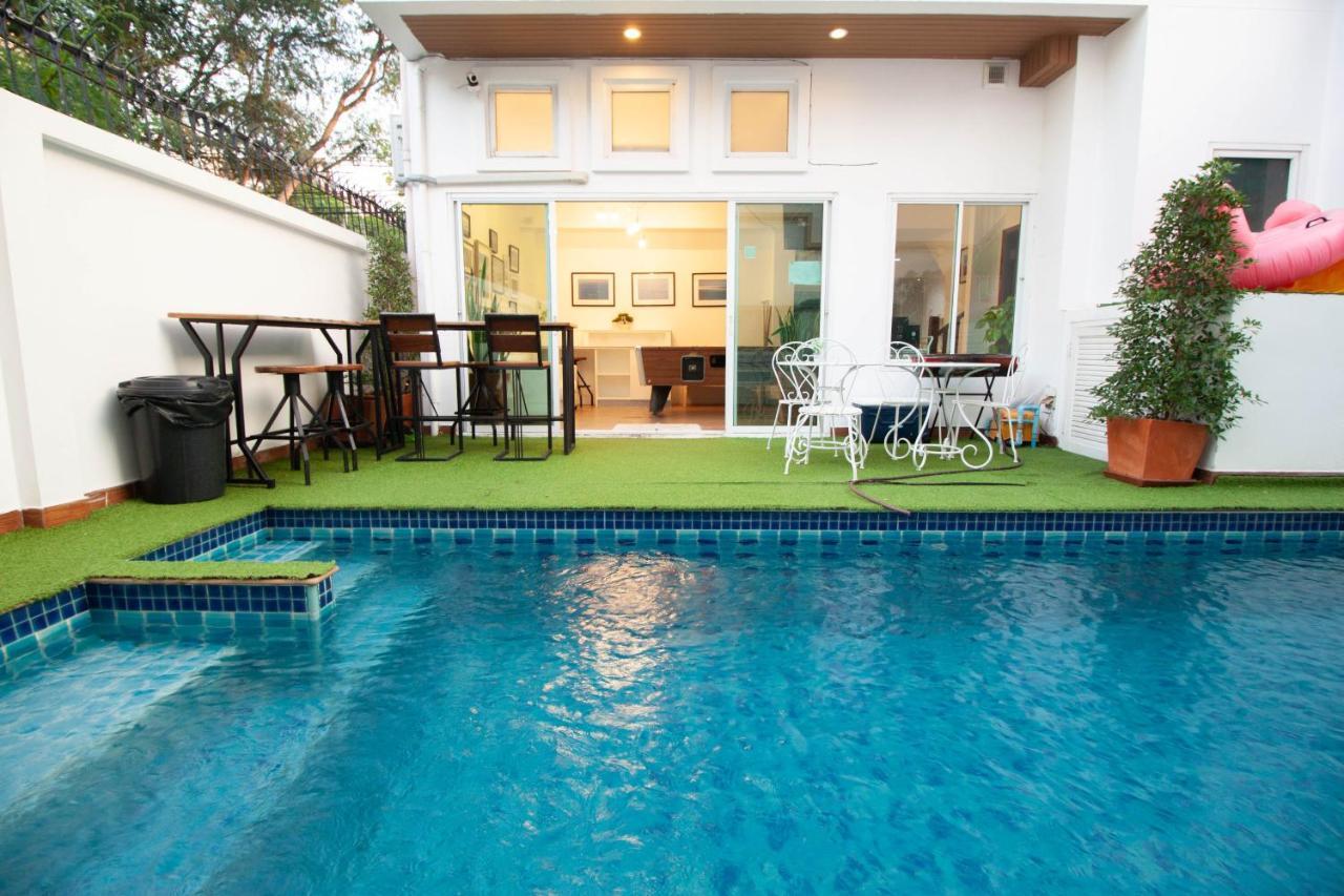 Room@Gallery Pool Villa Паттая Екстер'єр фото